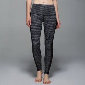 LULULEMON WUNDER UNDER PANT LUXTREME ROLL DOWN STRIPE PLAY SLATE BLACK SIZE 2